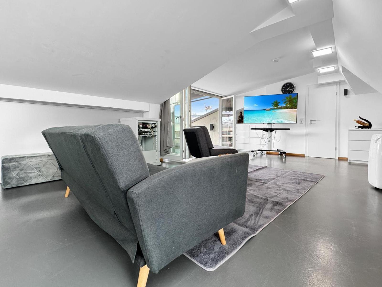 6 Zimmer Maisonette-Penthouse Pool Dachterrasse Luxus 뮌헨 외부 사진